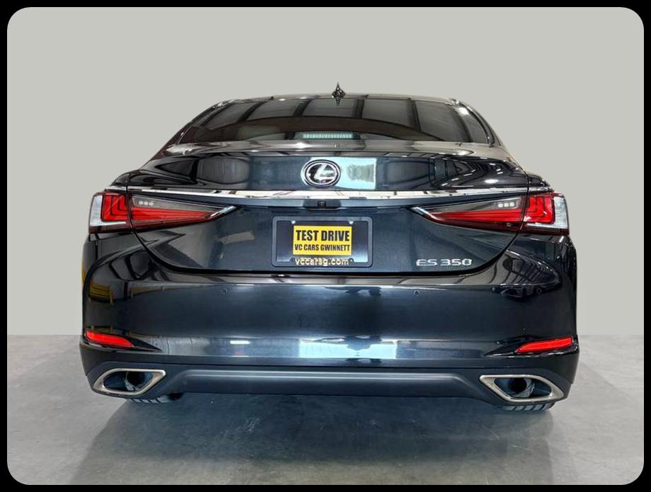 Lexus ES photo 6