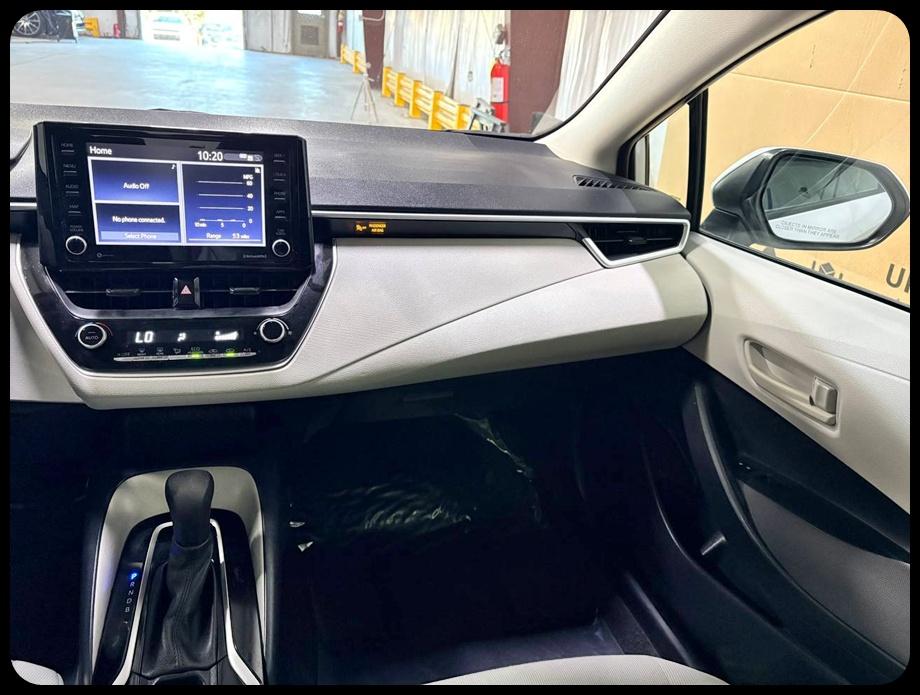 Toyota Corolla LE 2022