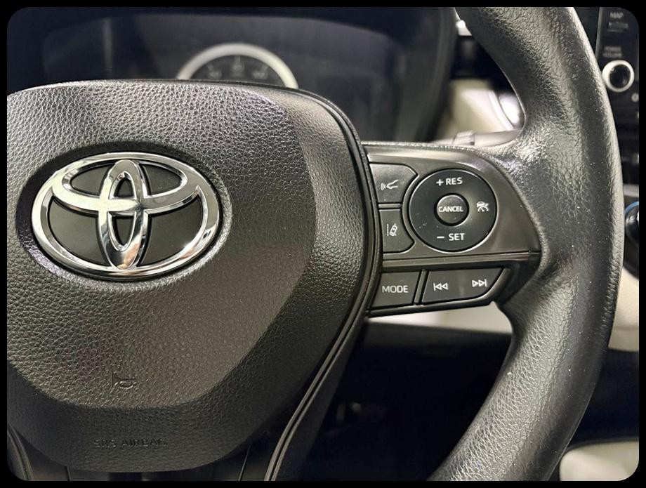 Toyota Corolla LE 2022