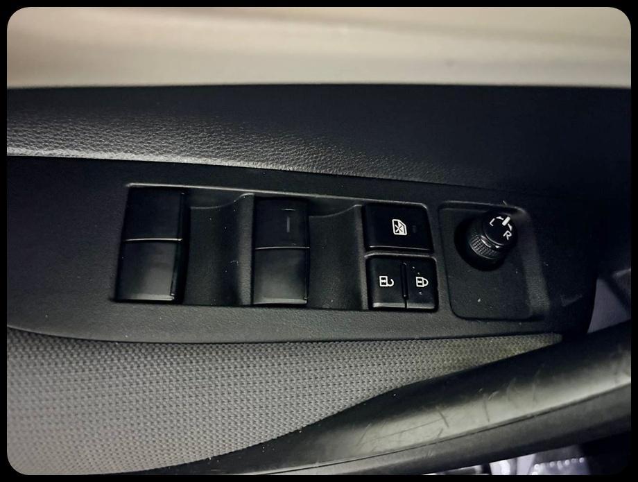 Toyota Corolla LE 2022