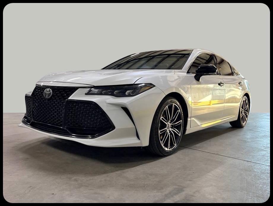 Toyota Avalon photo 2