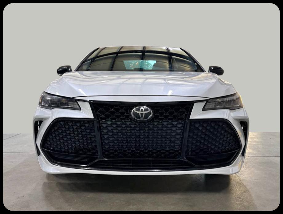 Toyota Avalon photo 3