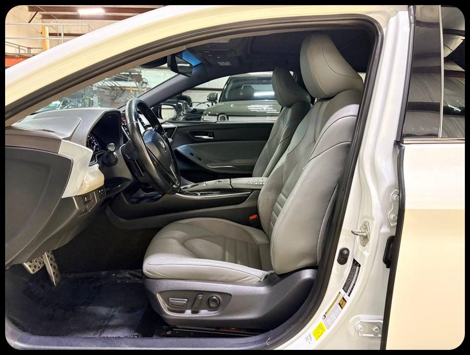 Toyota Avalon photo 8