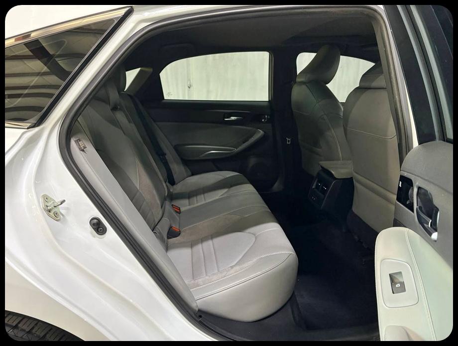 Toyota Avalon photo 11