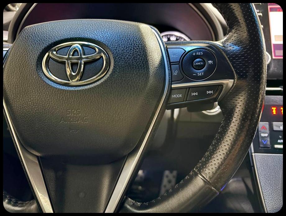 Toyota Avalon photo 18