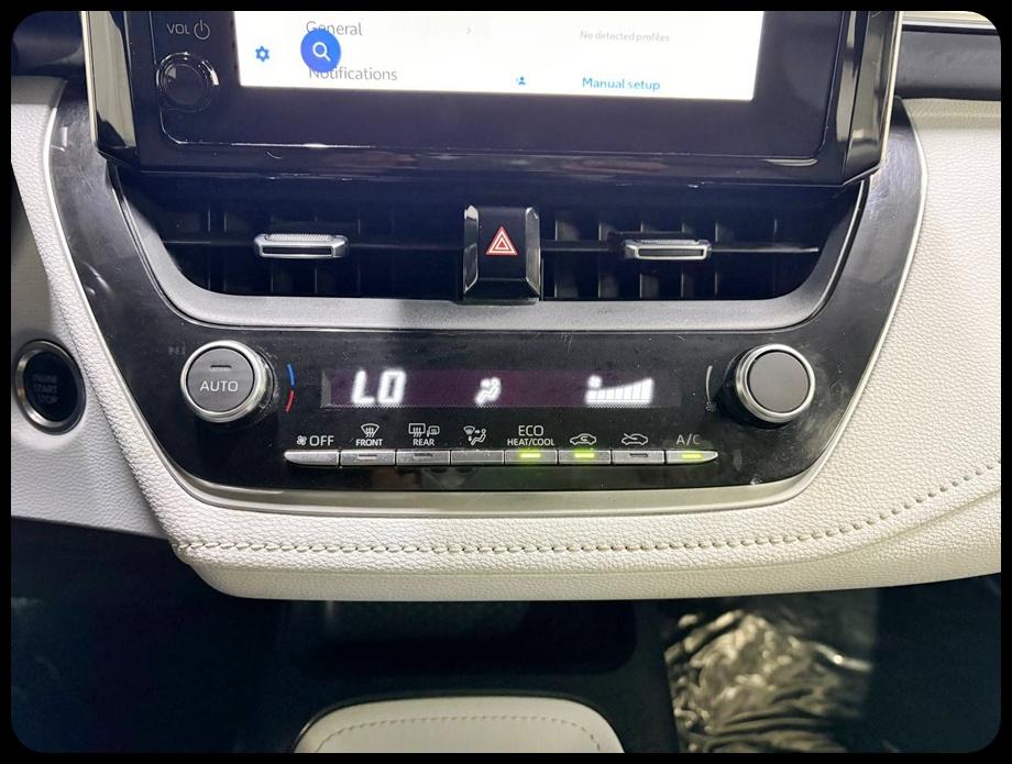 Toyota Corolla SE Hatchback 2023
