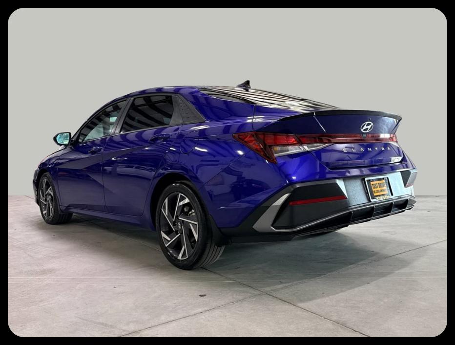 Hyundai Elantra SEL Sport 2025