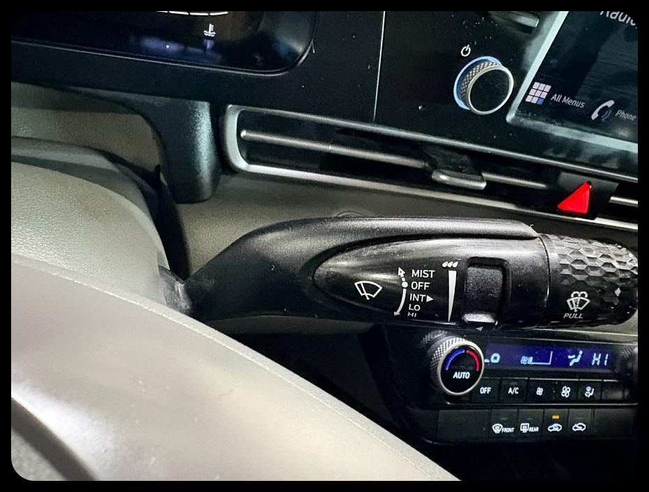 Hyundai Elantra SEL Sport 2025