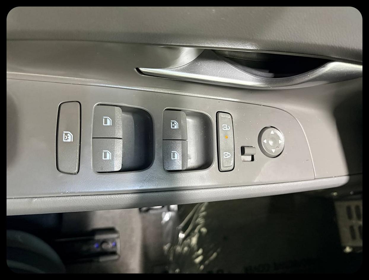 Hyundai Elantra SEL Sport 2025