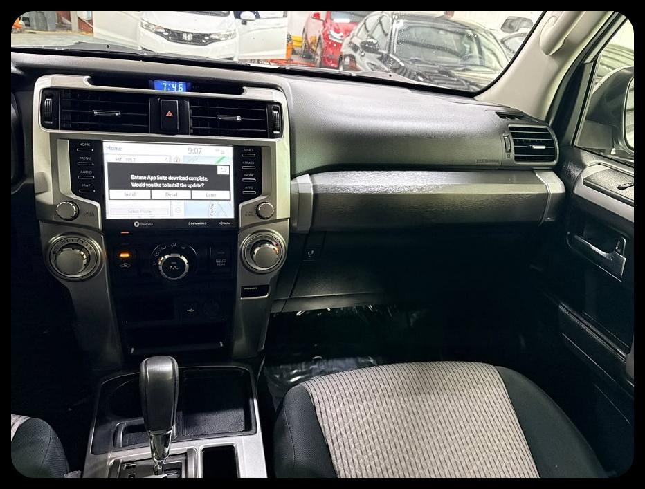 Toyota 4Runner photo 15