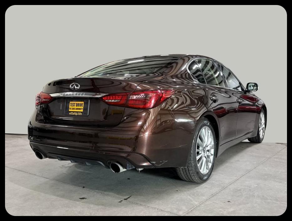Infiniti Q50 3.0t LUXE 2020