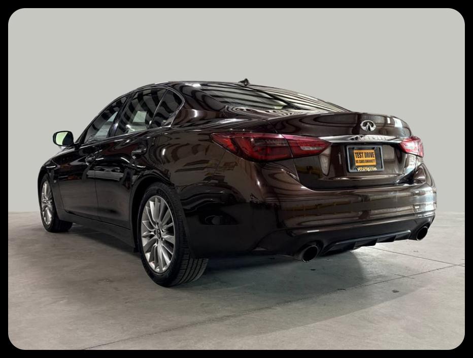 Infiniti Q50 3.0t LUXE 2020