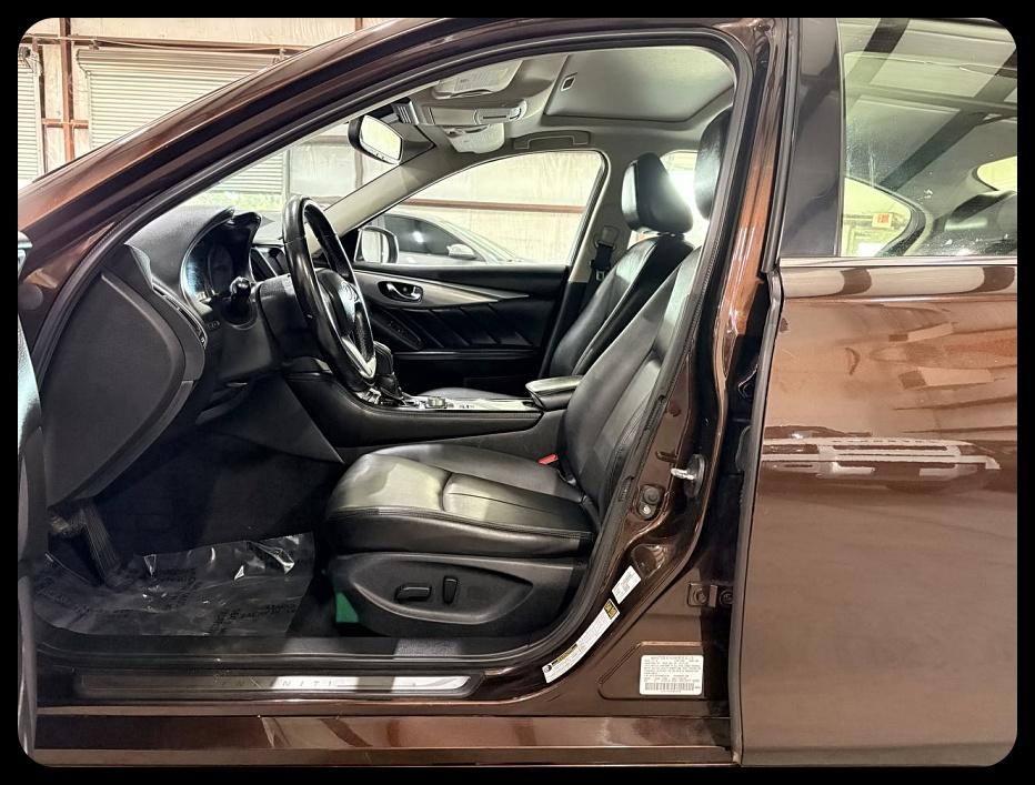 Infiniti Q50 3.0t LUXE 2020