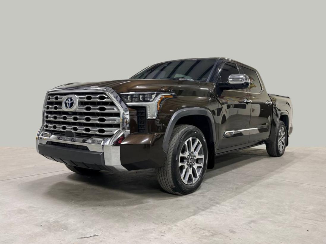 Toyota Tundra  2022