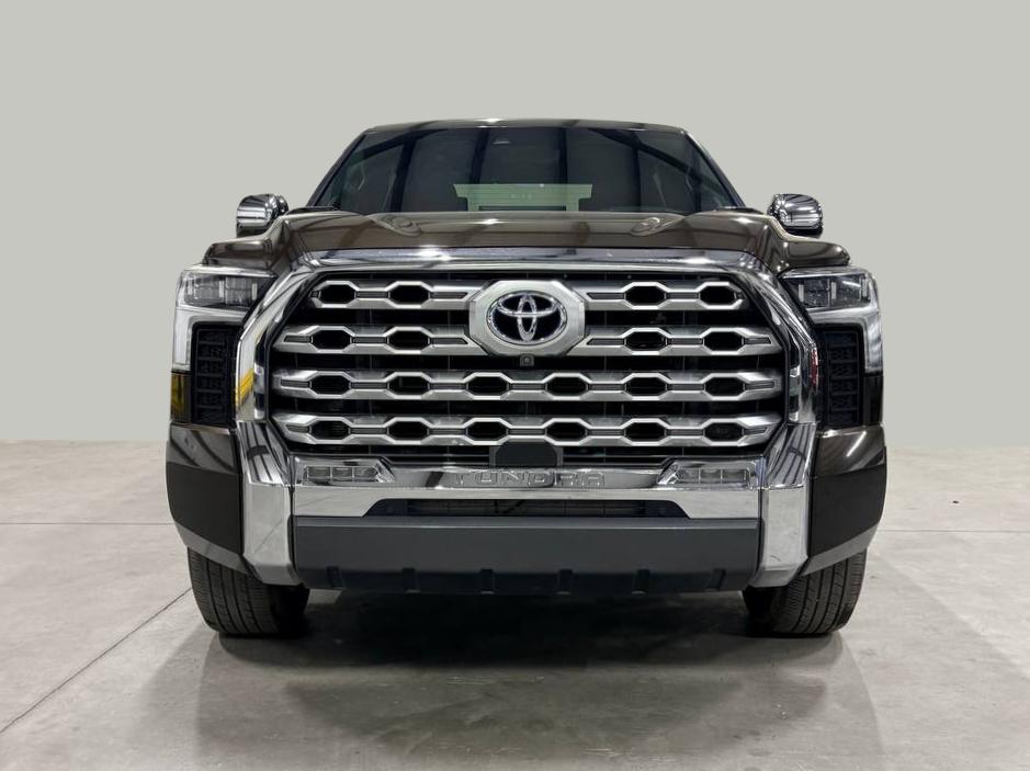 Toyota Tundra  2022