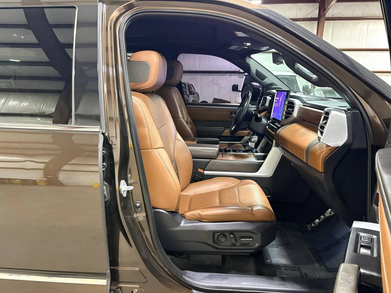 Toyota Tundra  2022