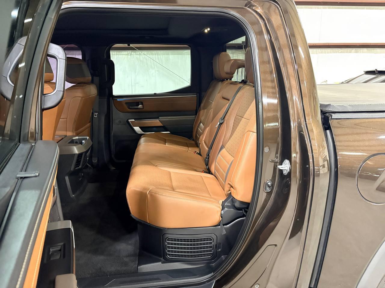 Toyota Tundra  2022
