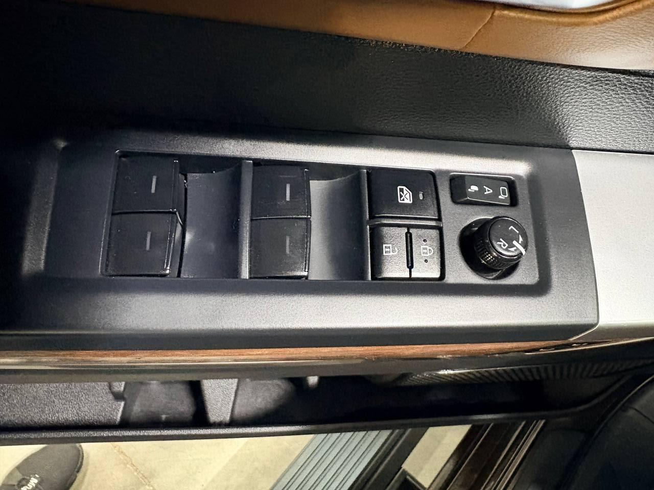 Toyota Tundra  2022