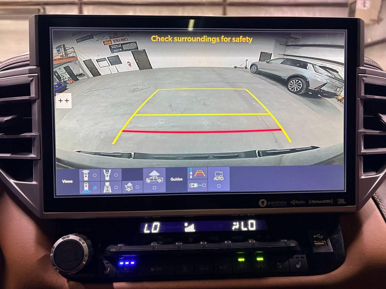 Toyota Tundra  2022