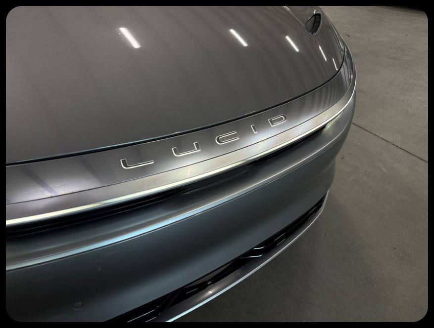 Lucid Air Touring 2024