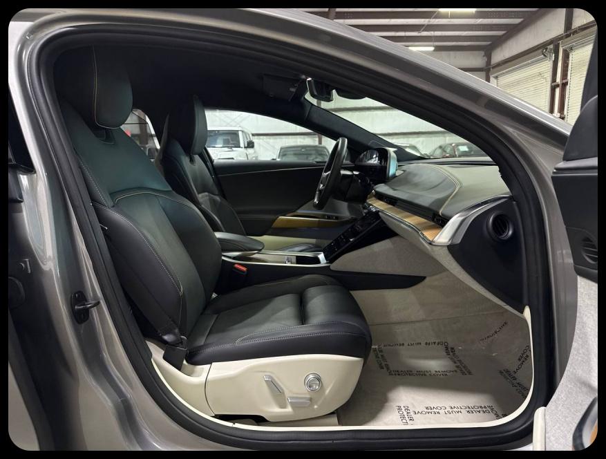 Lucid Air Touring 2024