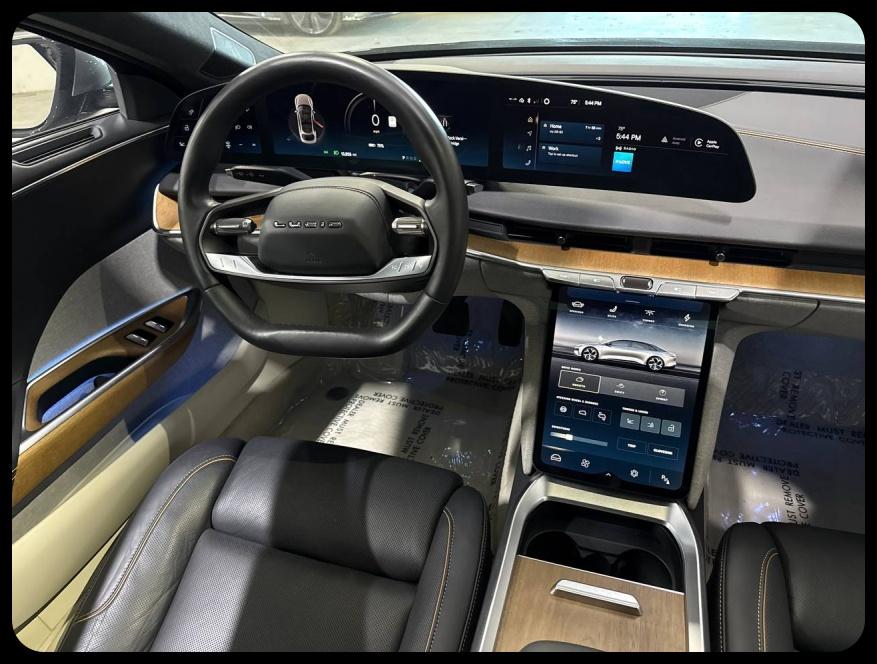 Lucid Air Touring 2024