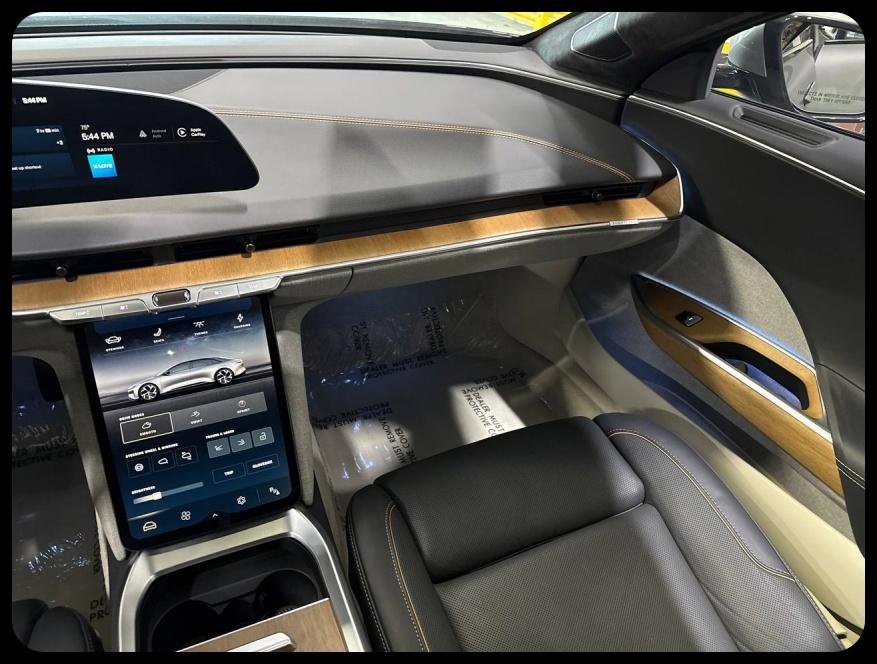Lucid Air Touring 2024