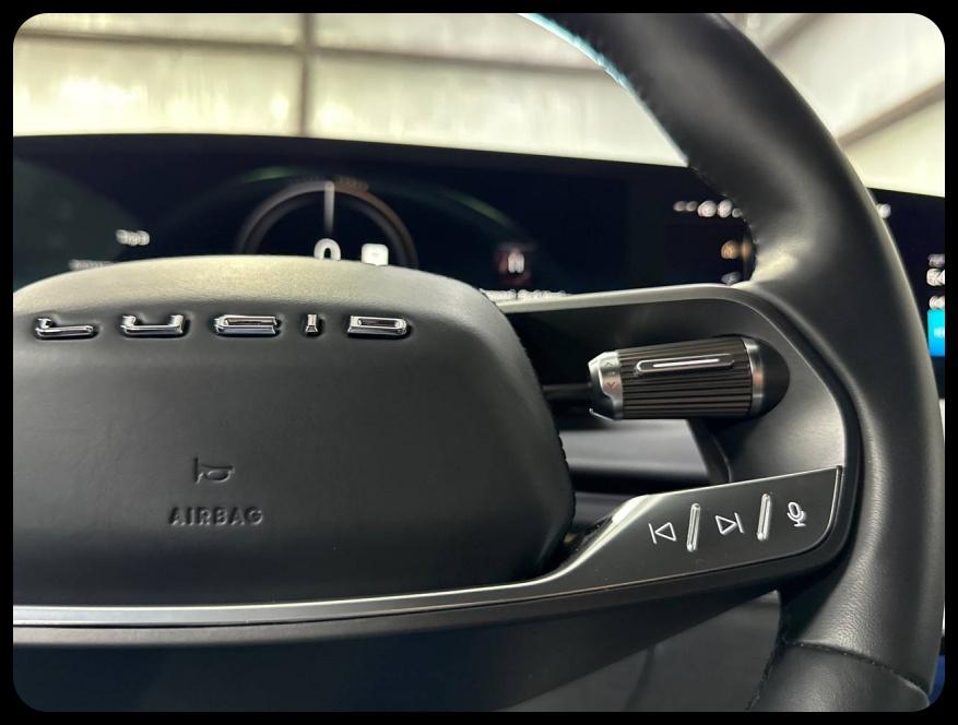 Lucid Air Touring 2024