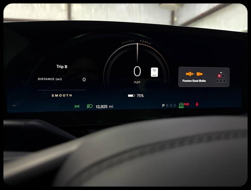 Lucid Air Touring 2024