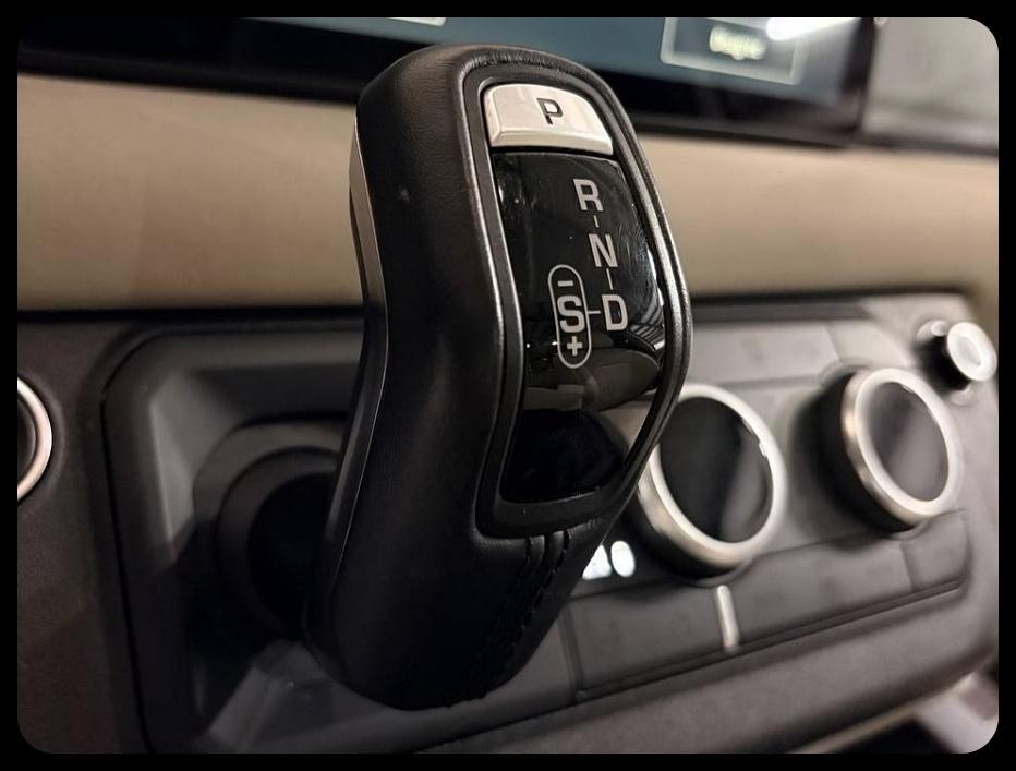 Land Rover Defender 110 S 2021