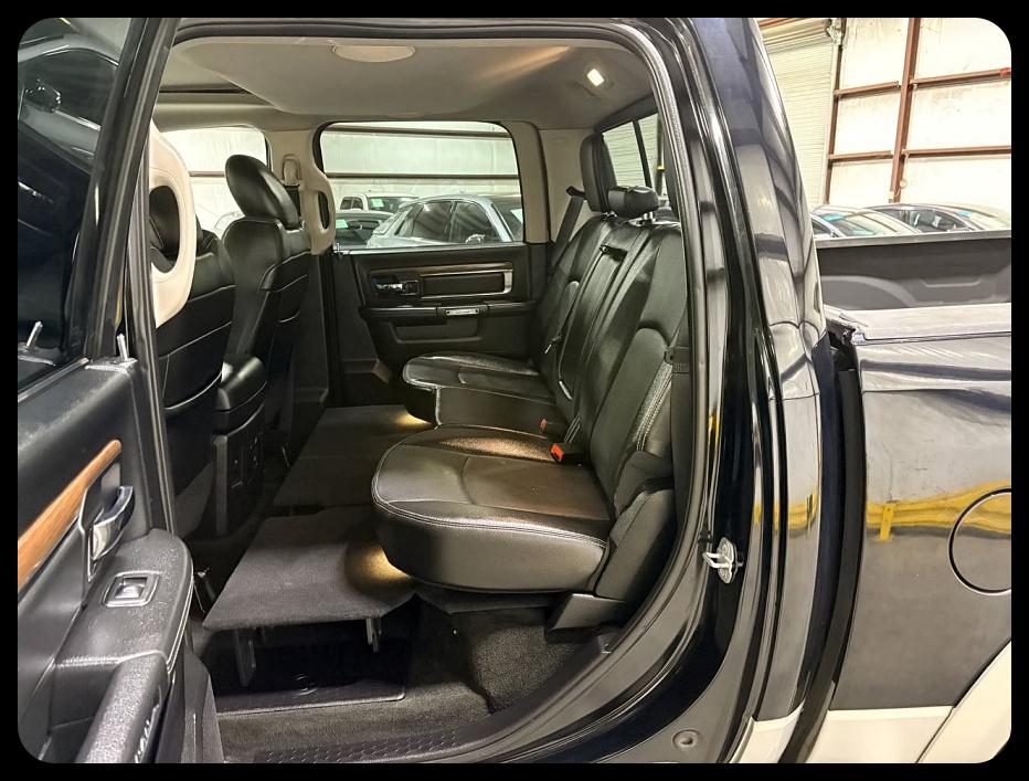 RAM 1500 Laramie Crew Cab 2015