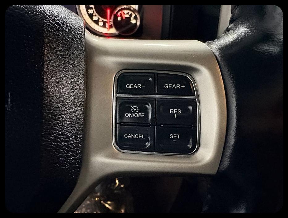 RAM 1500 Laramie Crew Cab 2015