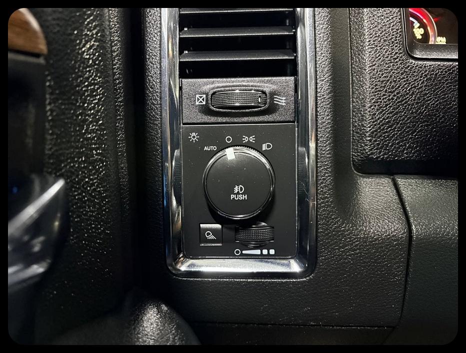 RAM 1500 Laramie Crew Cab 2015