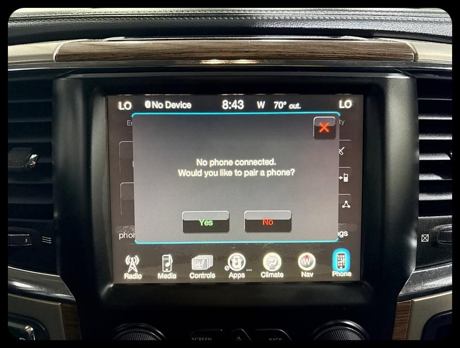 RAM 1500 Laramie Crew Cab 2015
