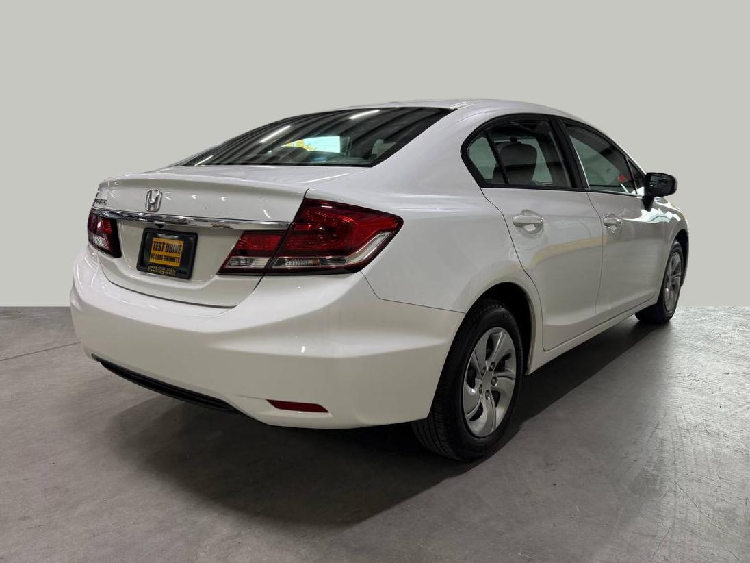 Honda Civic photo 6