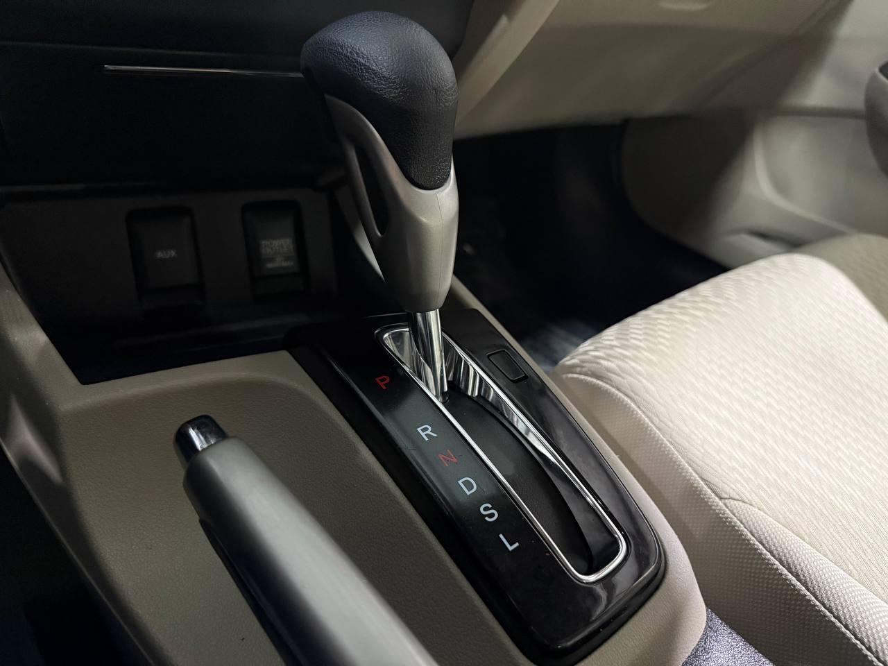 Honda Civic photo 36