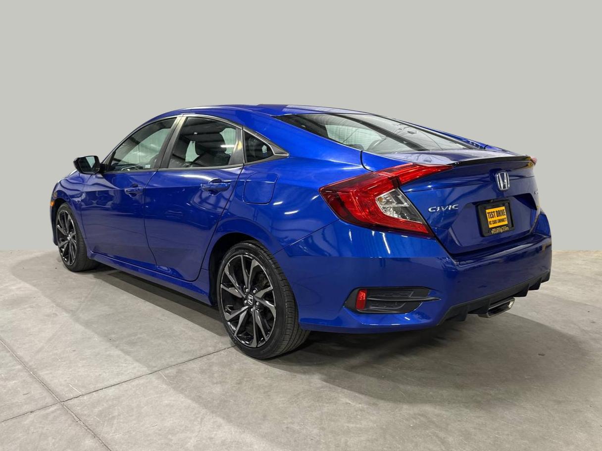 Honda Civic photo 8