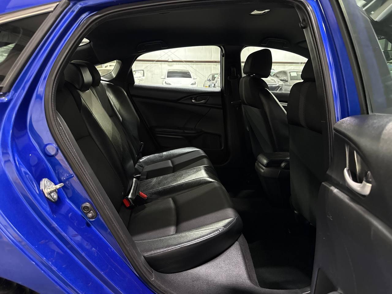 Honda Civic photo 12