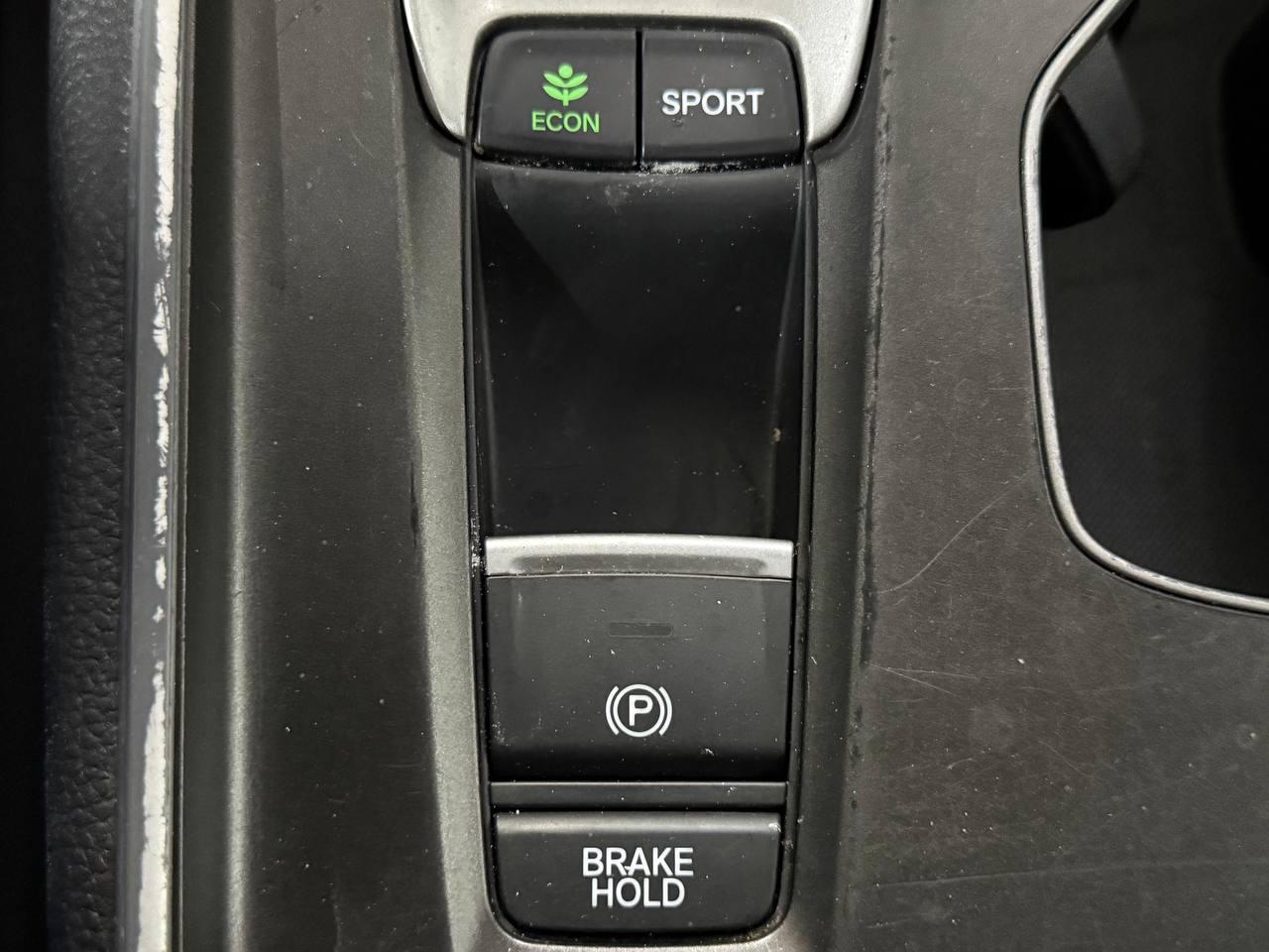 Honda Accord photo 31