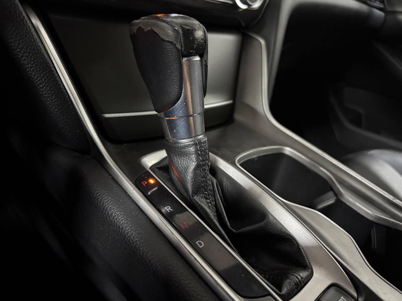 Honda Accord photo 32
