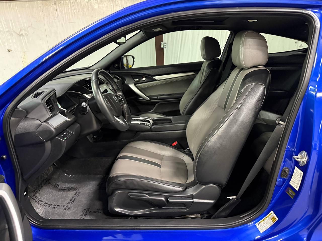 Honda Civic photo 8