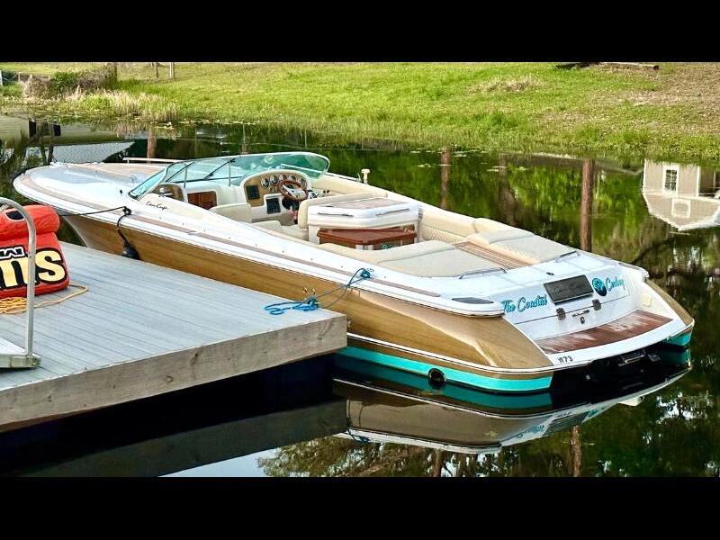 2004 Chris-Craft Cabin Cruiser 