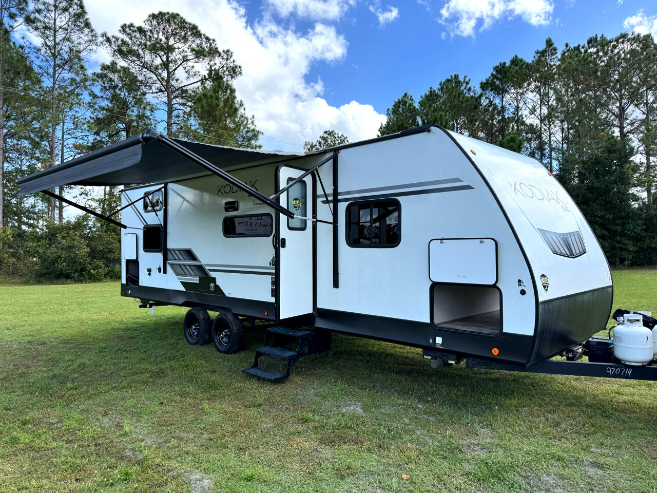 2023 Dutchmen Kodiak SE 27SBH