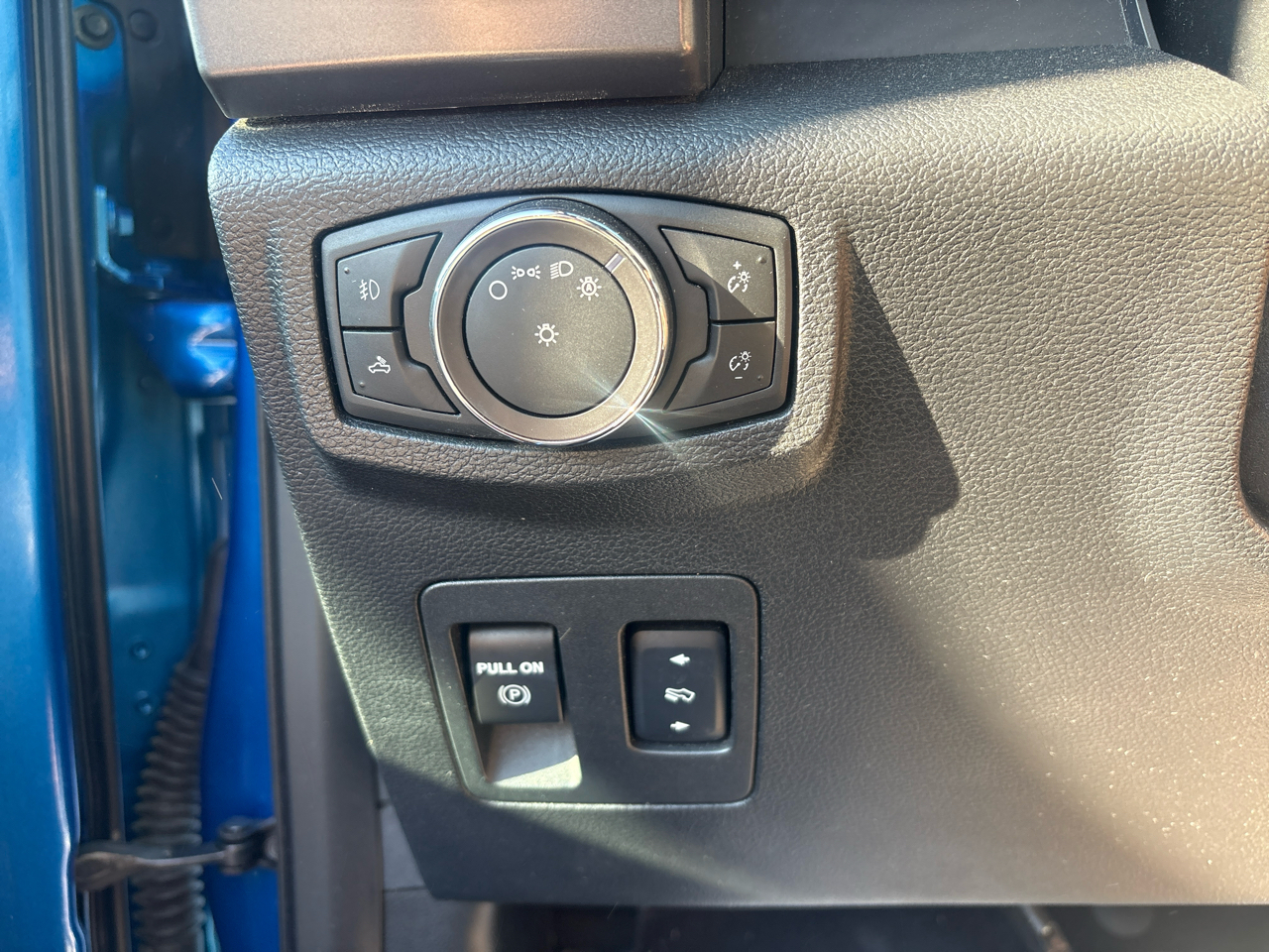 Ford F-150 XLT SuperCrew 5.5-ft. Bed 2WD 2016