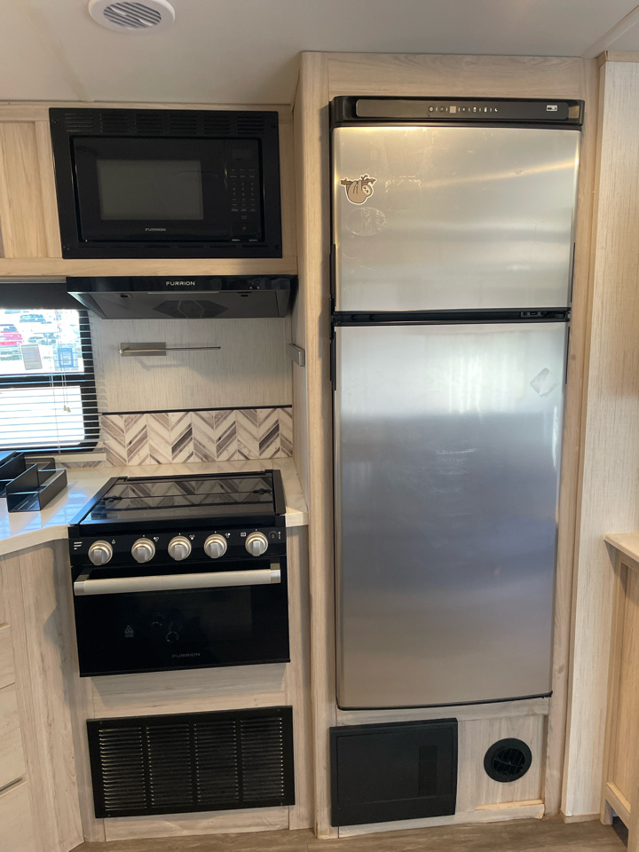 Cruiser RV Travel Trailer  2022 Cruiser RV Travel Trailer  2022