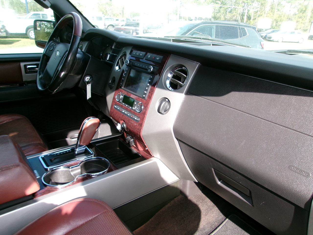 Ford Expedition EL 2WD 4dr King Ranch 2013