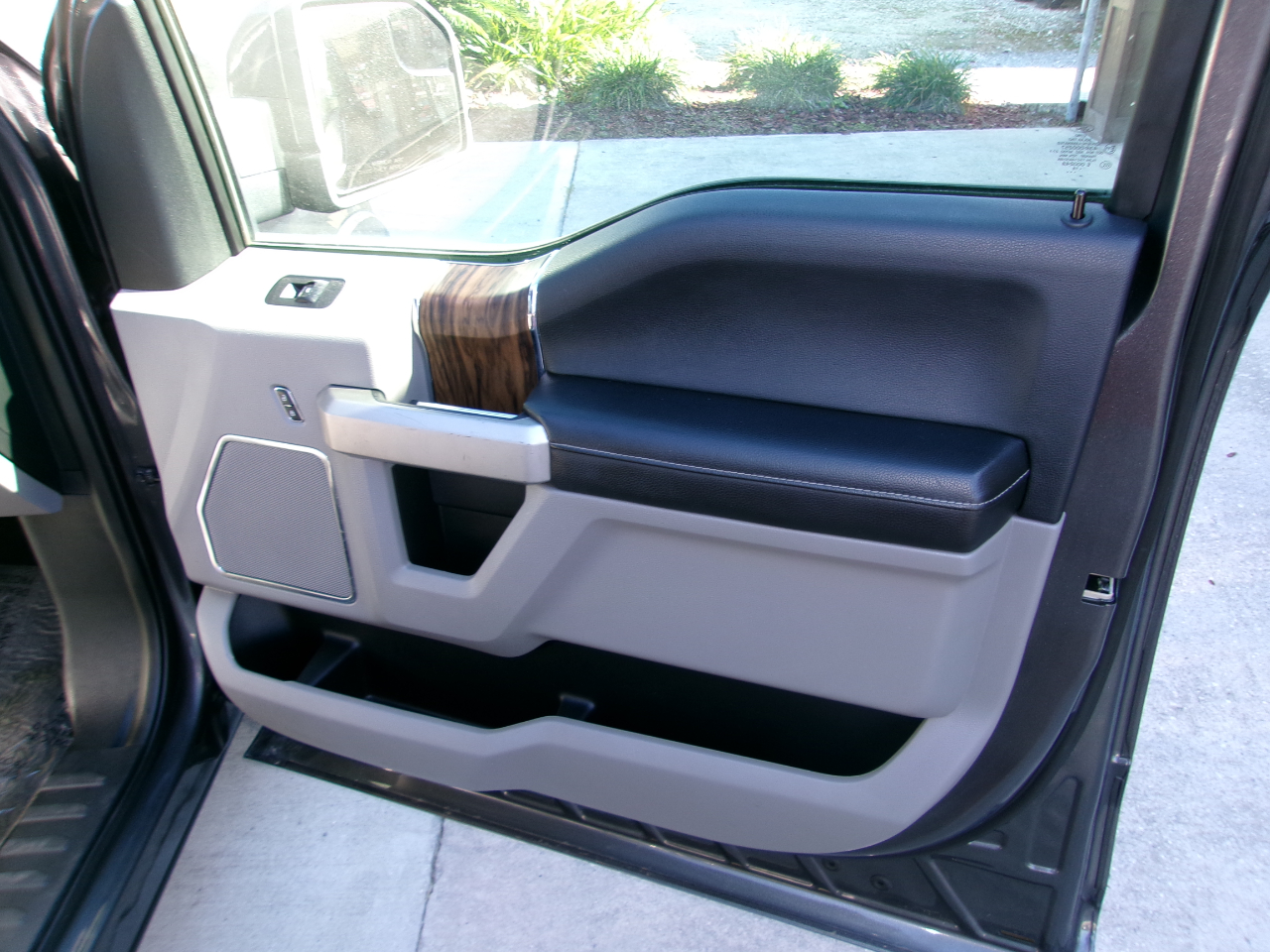 Ford F-150 Lariat 2WD SuperCrew 6.5' Box 2019