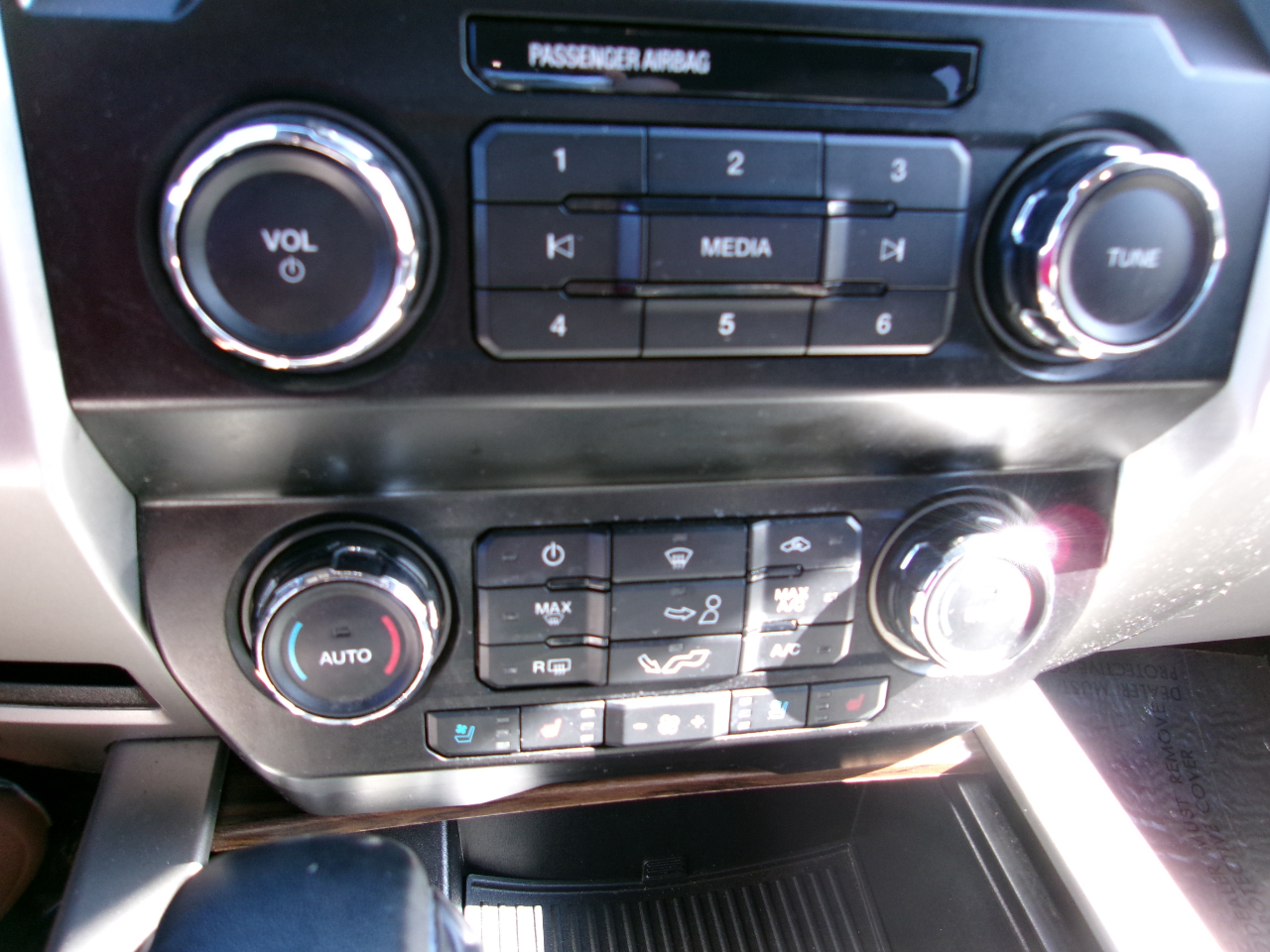 Ford F-150 Lariat 2WD SuperCrew 6.5' Box 2019