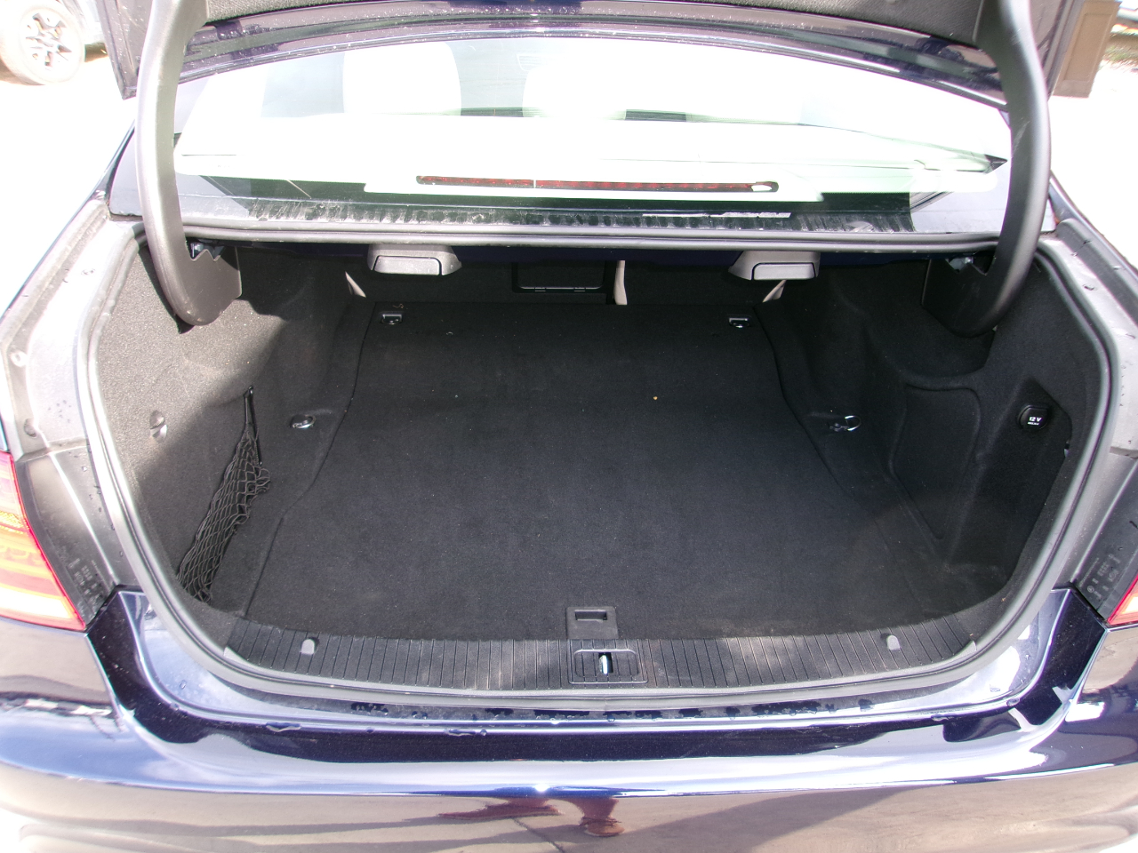 Mercedes-Benz E-Class E350 Luxury Sedan 2015