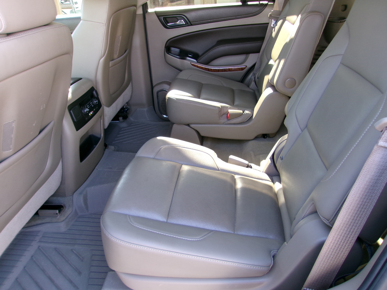 Chevrolet Tahoe 4WD 4dr LTZ 2016